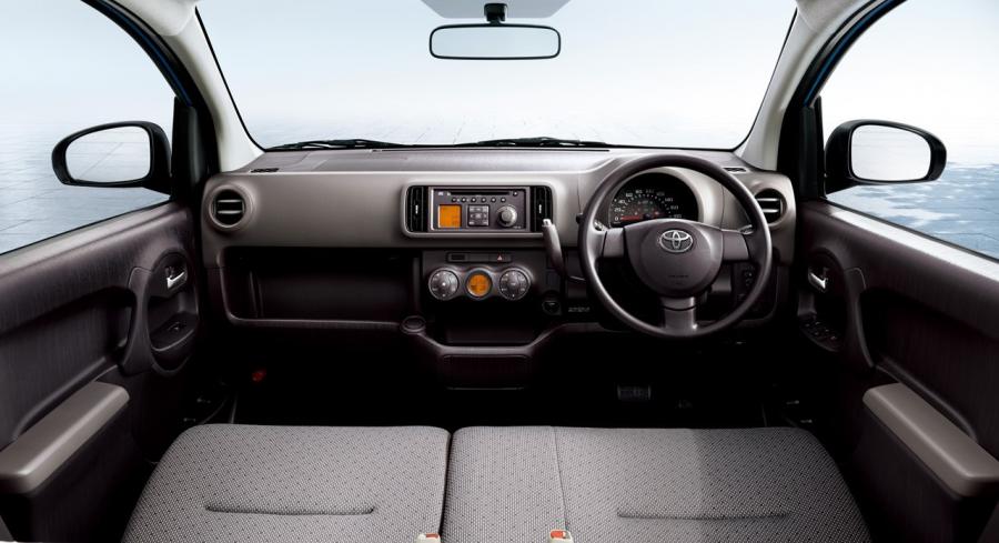 Toyota Passo 2015 года  (фото 17 из 33)